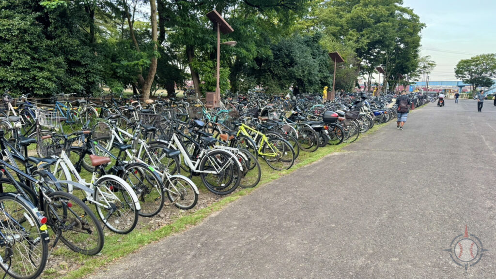 楽天モバイル最強パーク宮城の横にある駐輪場