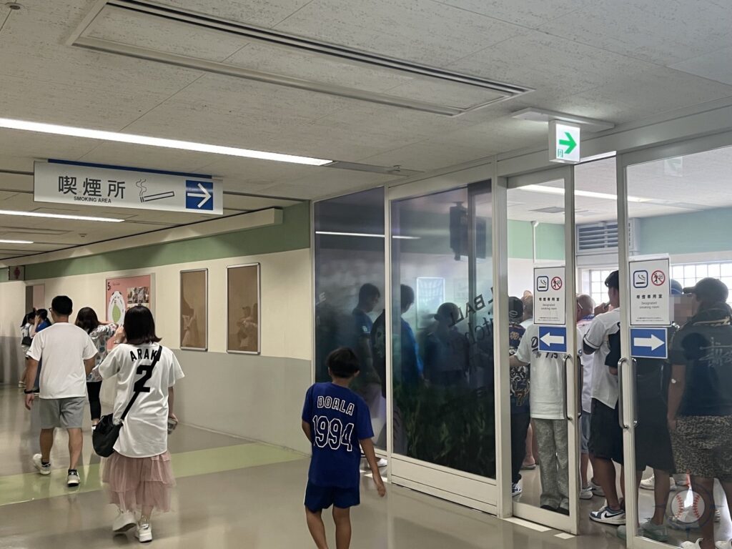5Fの57通路にある喫煙所